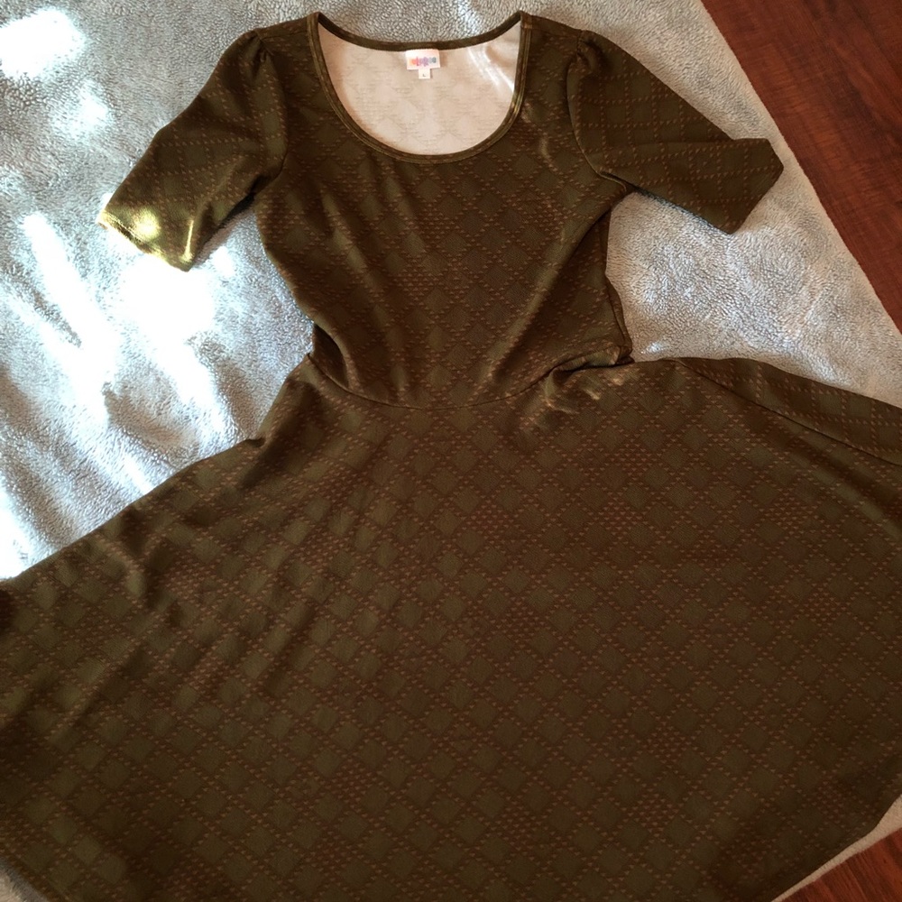 LLR LulaRoe Green/bronze Nicole Dress